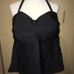 Old Navy Black Sweetheart Neckline Swimsuit Top
